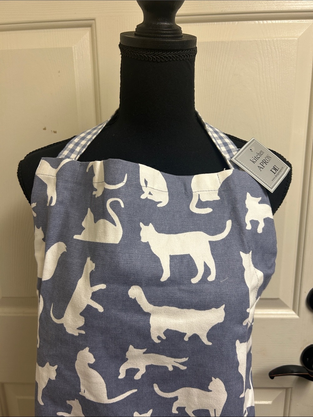 DII Everyday Pets Kitchen Collection Chef Apron, Cat Design NWT - Picture 2 of 6